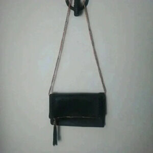 MODA LUX Like New Gold Metal Chain Crossbody Black Bag